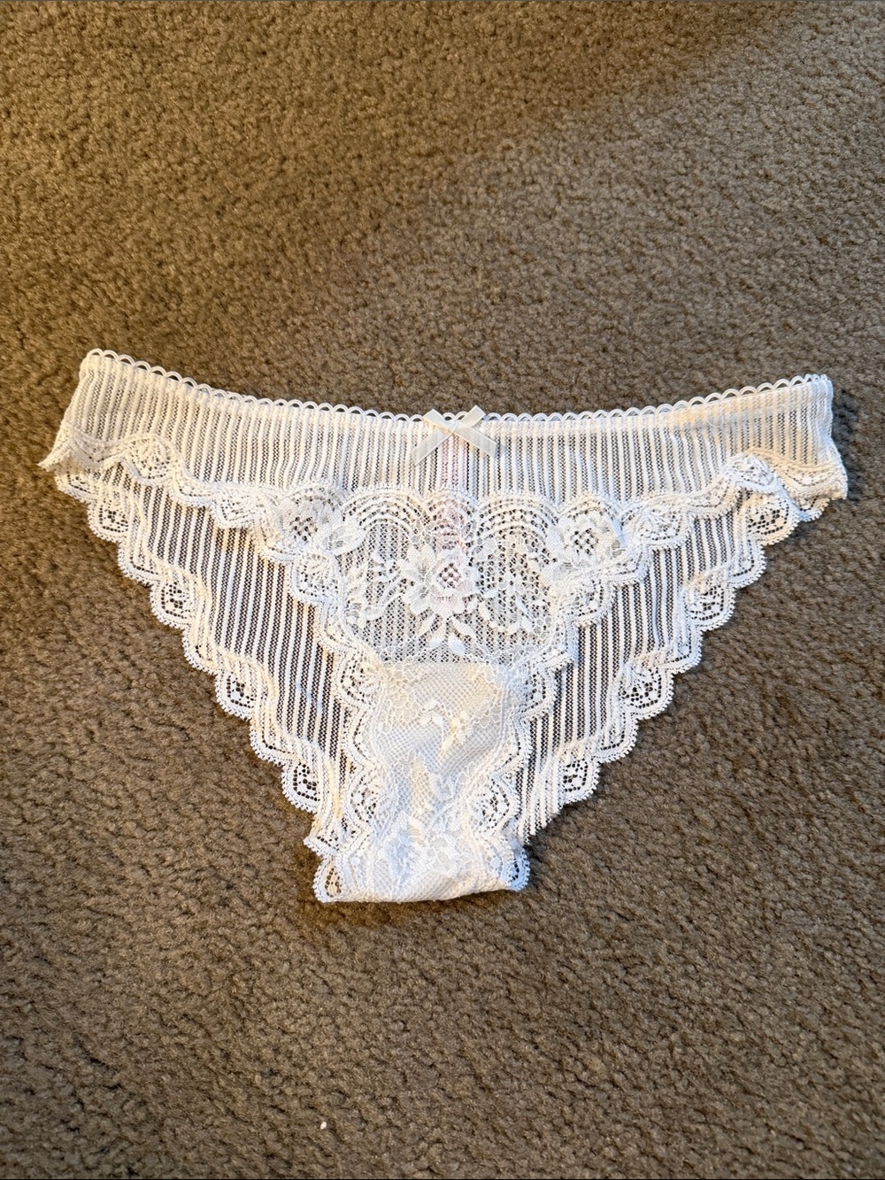 Victoria Secret Dream Angels cheekini size small